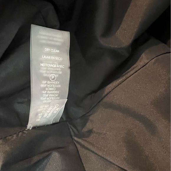 Calvin Klein Long Sleeves Jacket/ Blazer W/ Cream Piped Details - Duplicate - Picture 12 of 14